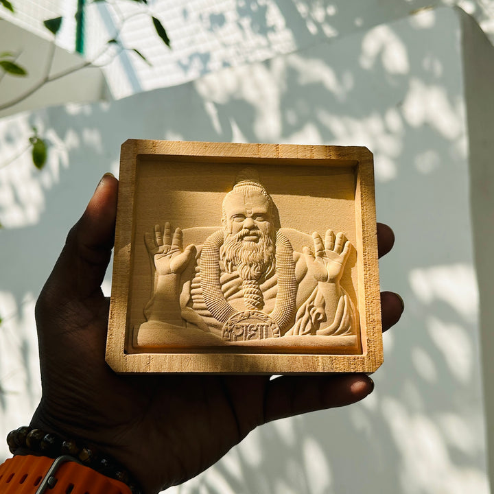 Shree Hit Premanand Ji Maharaj 3D Carving Murti Sewa Kadam