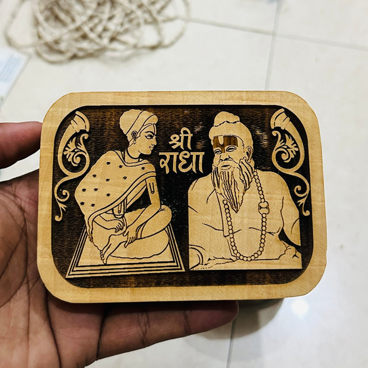 Shri Hit Premanand Ji and Shri Harivansh Mahaprabhu Murti Sewa