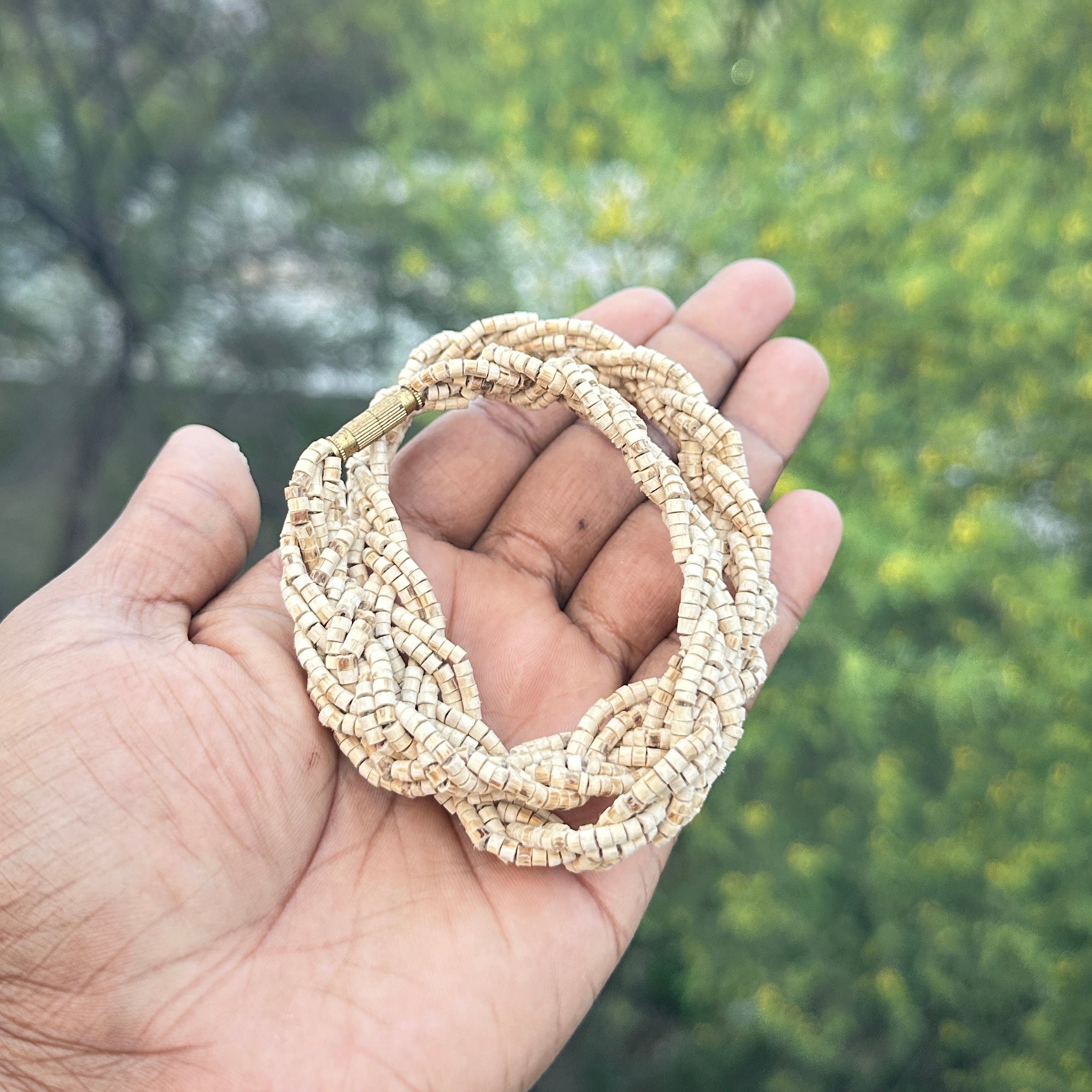 Choti Design Kanthi 04 – Hamaro Vrindavan