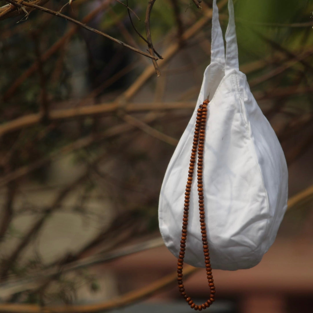 White Japa Beads Bag - Hamaro Vrindavan